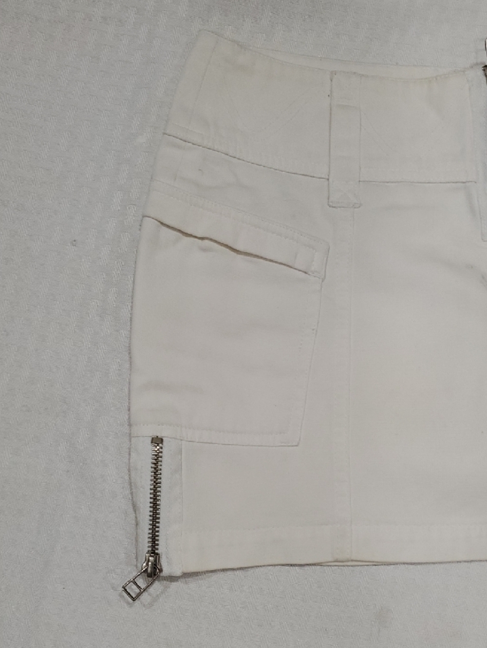 Y2k White Cargo Pocket Micro Mini Skirt with Front Zip - Picture 2 of 12